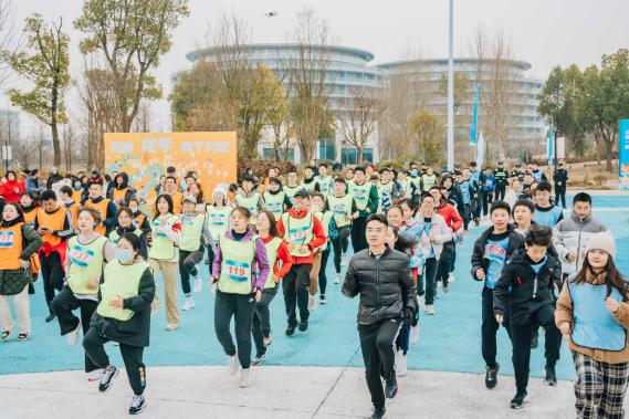 纵横国际药业集团 “春季领跑 益起健康” —健康普及公益宣传活动圆满举办！